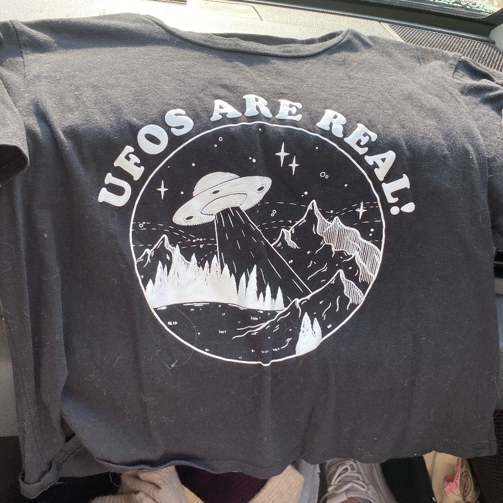 Local lab cropped junior shirt